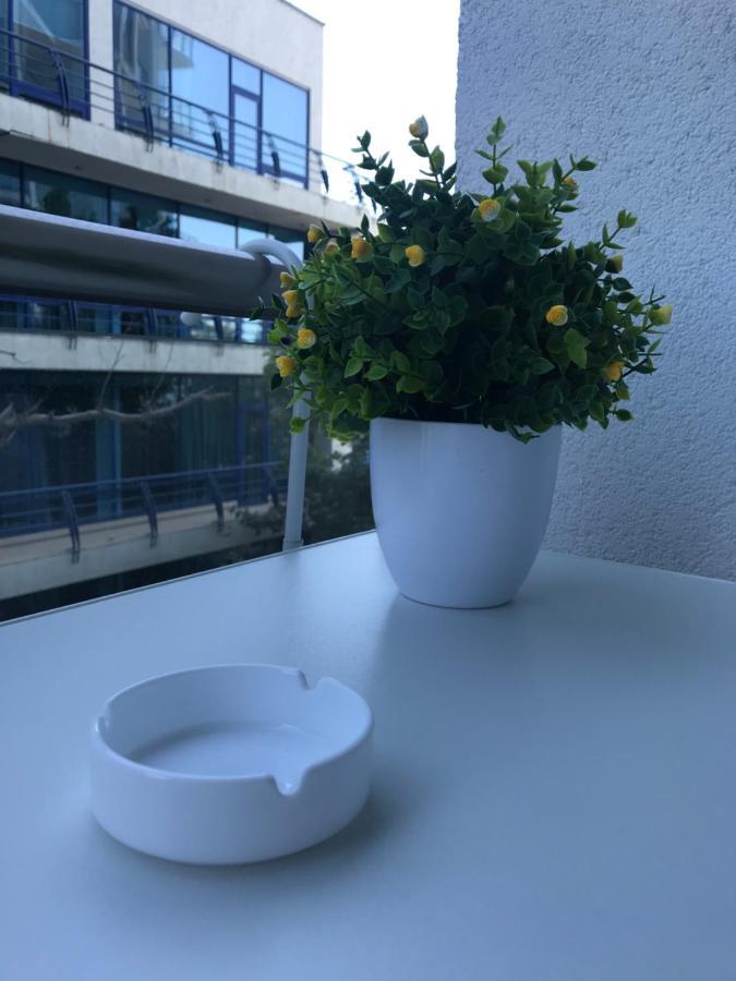 Iren Apartments 1+1 Одеса Екстер'єр фото